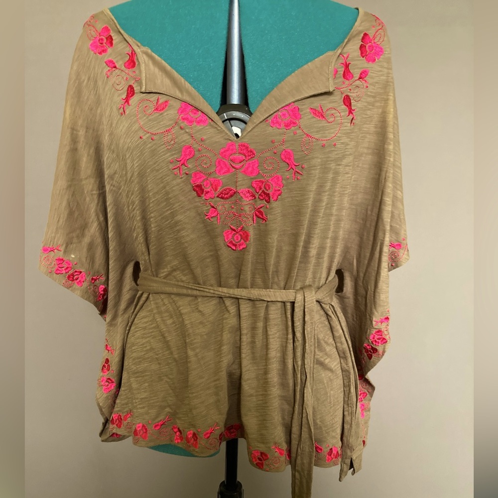 Anthropologie embroidered tunic XS